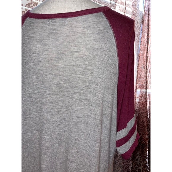 Women’s Burgundy Maurices Quarter Sleeve Shirt 💖 - Picture 16 of 17